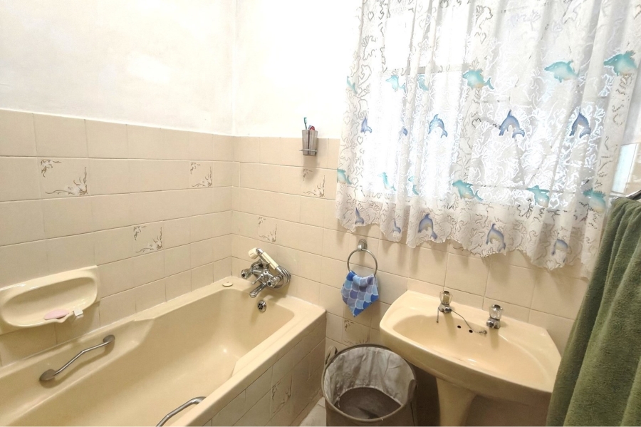 5 Bedroom Property for Sale in Dalsig Western Cape